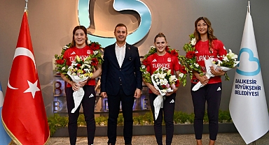 Yasemin Adar, Esra Yıldız ve Nafia Kuş’tan Balıkesir’e Güçlü İmza
