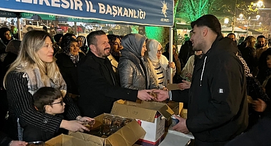 AK Parti Balıkesir İl Başkanı Mehmet Aydemir’den Regaip Kandili Mesajı ve Paşa Camii Ziyareti