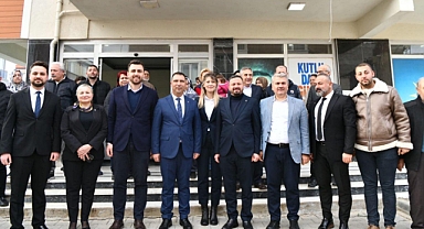 AK Parti Gömeç Kadın Kolları Kongresi Şölen Havasında Gerçekleşti