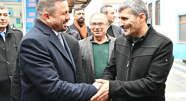 AK Parti İl Başkanı Mehmet Aydemir’den Sındırgı Muhtarlar Derneği’ne Ziyaret