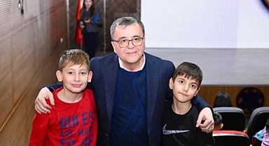 Altıeylül Belediye Başkanı Hakan Şehirli, Çocuklara Destek Mesajı Verdi