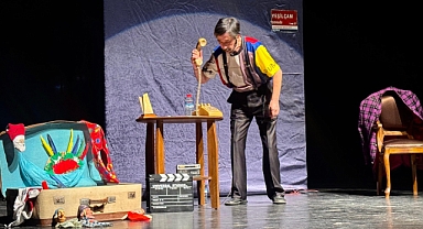 Altıeylül’de Yarıyıl Şenlikleri Tiyatro ile Renklendi