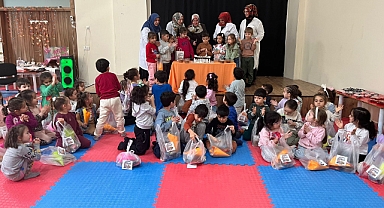 Altıeylül İsmail Altıntaş 4-6 Yaş Kur'an Kursu'nda Miniklere 