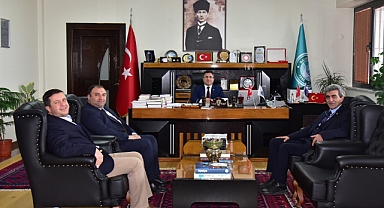 Balıkesir Baro Başkanından Balıkesir Üniversitesi Rektörüne Ziyaret Etti: Kamu-Üniversite İşbirliği Geliştirilecek
