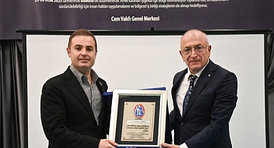 Balıkesir Büyükşehir Belediye Başkanı Ahmet Akın, Cem Vakfı ile Fikir Alışverişinde Bulundu