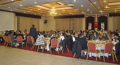 Balıkesir Büyükşehir Belediye Başkanı Ahmet Akın, Yozgatlılar Derneği’nin Arabaşı Etkinliğinde Buluştu