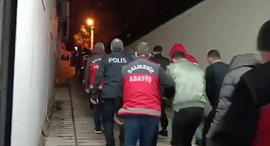Balıkesir'de Büyük Dolandırıcılık Operasyonu: 13 Şüpheli Tutuklandı
