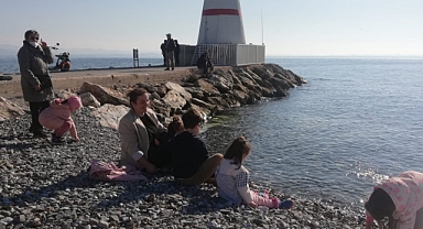 Balıkesir’de Edremitliler, Altınoluk Sahiline Akın Etti