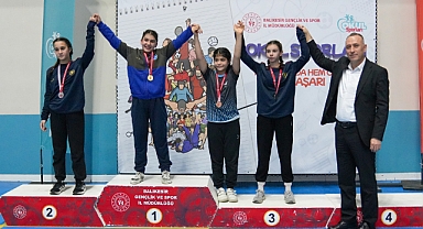 Balıkesir'de Minderde Kıyasıya Mücadele