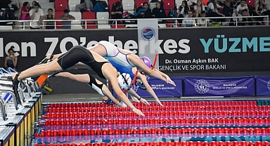 Balıkesir'de TSSF Paletli Yüzme Gençler Türkiye Şampiyonası ve Kış Kupası Heyecanı Başladı