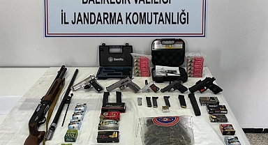 Balıkesir Jandarması’ndan Silah ve Uyuşturucu Operasyonu