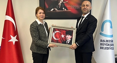 Balıkesir Kent Konseyi Başkanı Sevinç Baykan Özden, Kentin Geleceği İçin Daire Başkanlarıyla Bir Araya Geldi