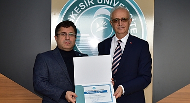 Balıkesir Üniversitesi Mühendislik Fakültesinde Dekanlık Görev Değişimi Gerçekleşti