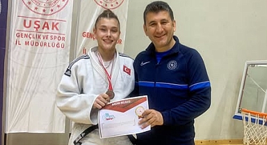 Balıkesirli Judocu Behiye Korkmaz Türkiye Üçüncüsü Oldu