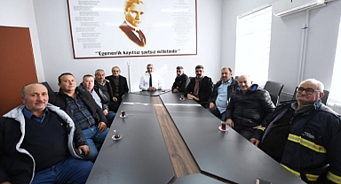 Balya Belediye Başkanı Orhan Gaga, Mahalle Muhtarlarıyla Yeni Belediye Toplantı Salonunda Bir Araya Geldi