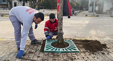 Bandırma Belediyesi’nden Kaldırımlarda Konfor ve Estetik İçin Yeni Düzenleme