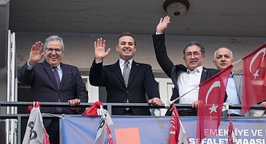 Başkan Ahmet Akın, Bandırma Ziyaretlerinde Önemli Görüşmeler Gerçekleştirdi