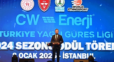 Başkan Akın Türkiye Yağlı Güreş Ligi 2024 Sezonu Ödül Töreni’ne Katıldı