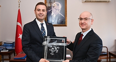 Başkan Akın ve Başkan Ergin’den Ayvalık Kaymakamı Yaman’a Ziyaret