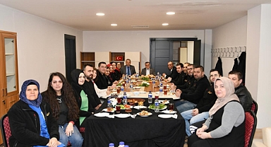 Başkan Hakan Şehirli’den Kültür İşleri Müdürlüğü Personeline Moral Kahvaltısı
