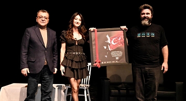 Başkan Hakan Şehirli, “Koca Ütüleme Rehberi” Oyunu ile Keyifli Bir Akşam Geçirdi