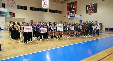 Burhaniye Belediye Başkanlığı Midi ve Yıldız Kızlar Voleybol Turnuvası Başladı