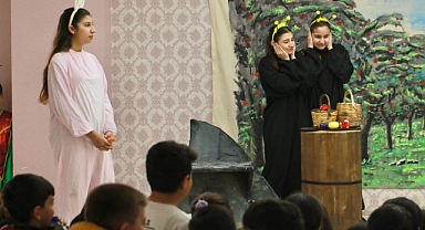 Burhaniye Belediyesi Kent Tiyatrosu, Çocuklar İçin 