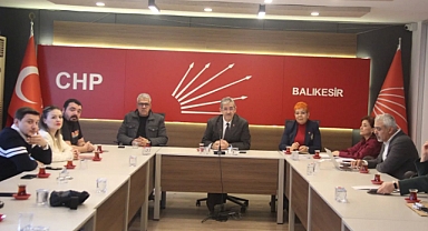 CHP İl Başkanı Erden Köybaşı, Haftalık Olağan Toplantıda Partililerle Buluştu