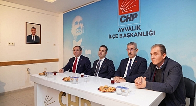 CHP İl Başkanı Köybaşı Ayvalık’ta Yol Arkadaşlarıyla Buluştu