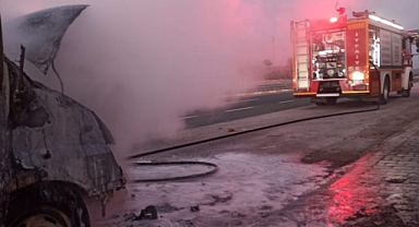 Edremit-Balıkesir Yolunda Araç Yangını