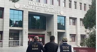 FETÖ Üyesi Kaçamadı: Balıkesir'de 6 Yıl Hapis Cezası Bulunan Şahıs Yakalandı