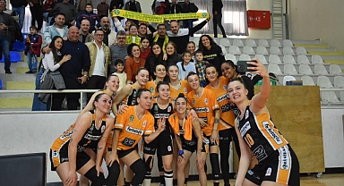 Gürespor, Çanakkale’de Zafere Ulaşarak Ligdeki Yoluna Devam Ediyor