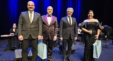 İvrindi Belediye Başkanı Önder Lapanta, 