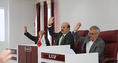 İvrindi Belediye Başkanı Önder Lapanta, Ocak Ayı Olağanüstü Meclis Toplantısı’nı Gerçekleştirdi