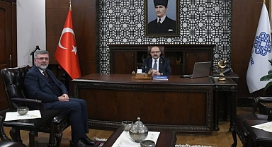 Kepsut Belediye Başkanı İsmail Cankul, Vali İsmail Ustaoğlu’na Ziyarette Bulundu