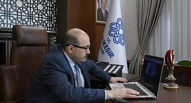 Vali İsmail Ustaoğlu, Anadolu Ajansı’nın “Yılın Kareleri” Oylamasına Katıldı