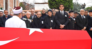 Vali İsmail Ustaoğlu, Emekli Vali Mustafa Malay’ın Cenaze Törenine Katıldı