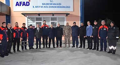 Vali İsmail Ustaoğlu’ndan Yılbaşı Mesaisi: Kritik Birimlerde İncelemelerde Bulundu