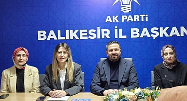 AK Parti Balıkesir Kadın Kolları Teşkilatı Bir Araya Geldi