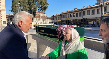 Altıeylül Belediyesi, Sezen Ayrık’ı Son Yolculuğuna Uğurladı