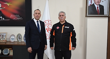 Balıkesir AFAD İl Müdürü Osman Atsız, Gençlik ve Spor İl Müdürü Adem Özalp’i Ziyaret Etti