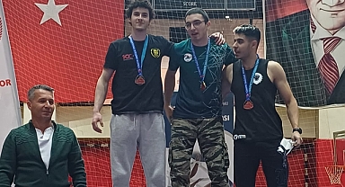 Balıkesir Büyükşehir Belediyespor'dan Tırmanışta Büyük Başarı!