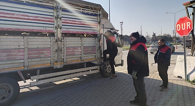Balıkesir’de Hayvan Sağlığı ve Hijyen Denetimi: Nakil Araçları Kontrol Edildi