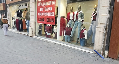 Balıkesir’de Kış Sezonu İndirimleri Başladı: Mağazalar Alışveriş Yapmak İsteyenlere Büyük Fırsatlar Sunuyor