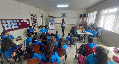 Balıkesir’de Öğrencilere ve Velilere Siber Güvenlik Semineri