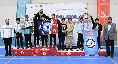 Balıkesir’de Okul Sporları Floor Curling Küçükler İl Birinciliği Müsabakaları Tamamlandı