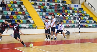 Balıkesir’de Okul Sporları Futsal Müsabakaları Tamamlandı