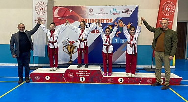 Balıkesir’de Taekwondo Poomse İl Birinciliği Müsabakaları Sona Erdi, Ödüller Sahiplerini Buldu
