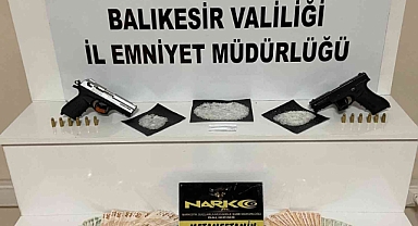 Balıkesir’de Uyuşturucu Operasyonları: 9 Tutuklama, Çok Sayıda Madde Ele Geçirildi
