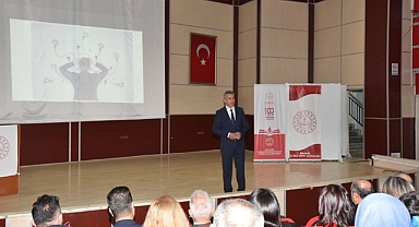 Balıkesir’de Veli Akademisi Afet Farkındalık Semineri Düzenlendi